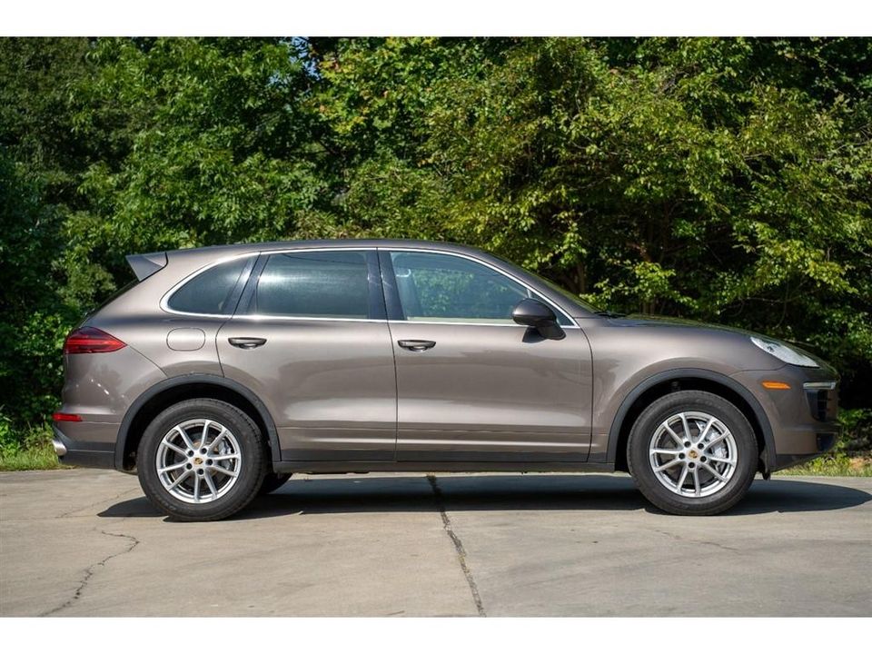 2016 Porsche Cayenne