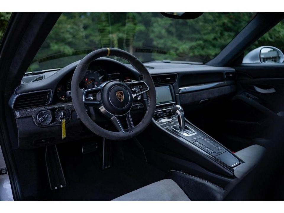 2016 Porsche 911