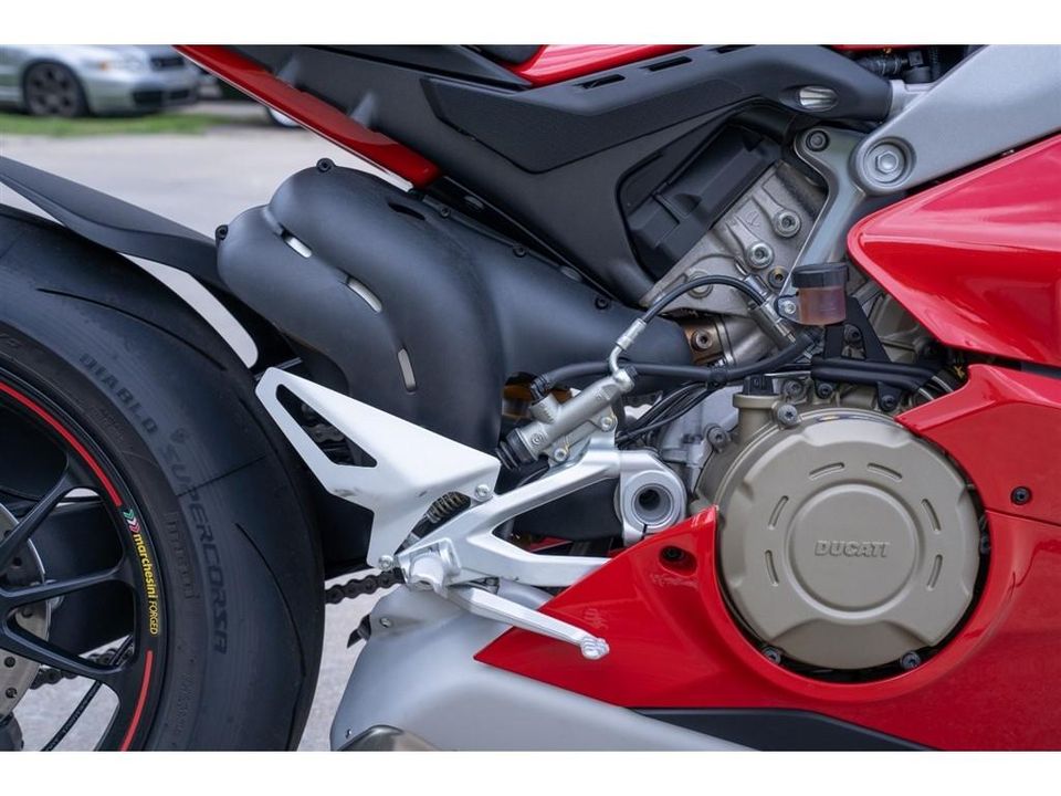 2019 Ducati Panigale V4S