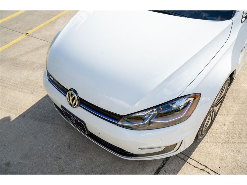 2017 Volkswagen e-Golf