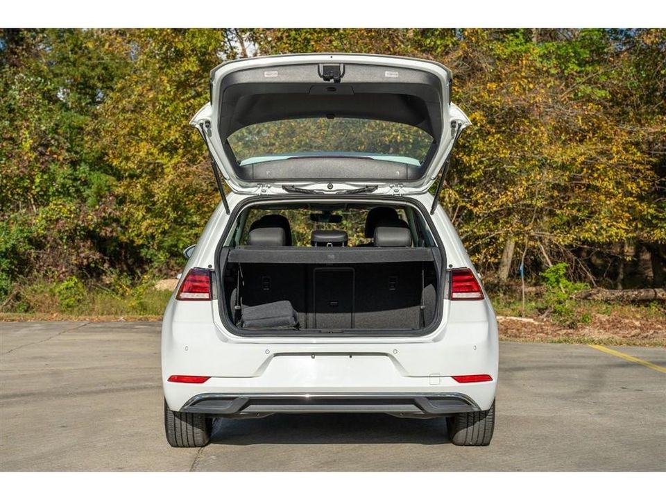2017 Volkswagen e-Golf