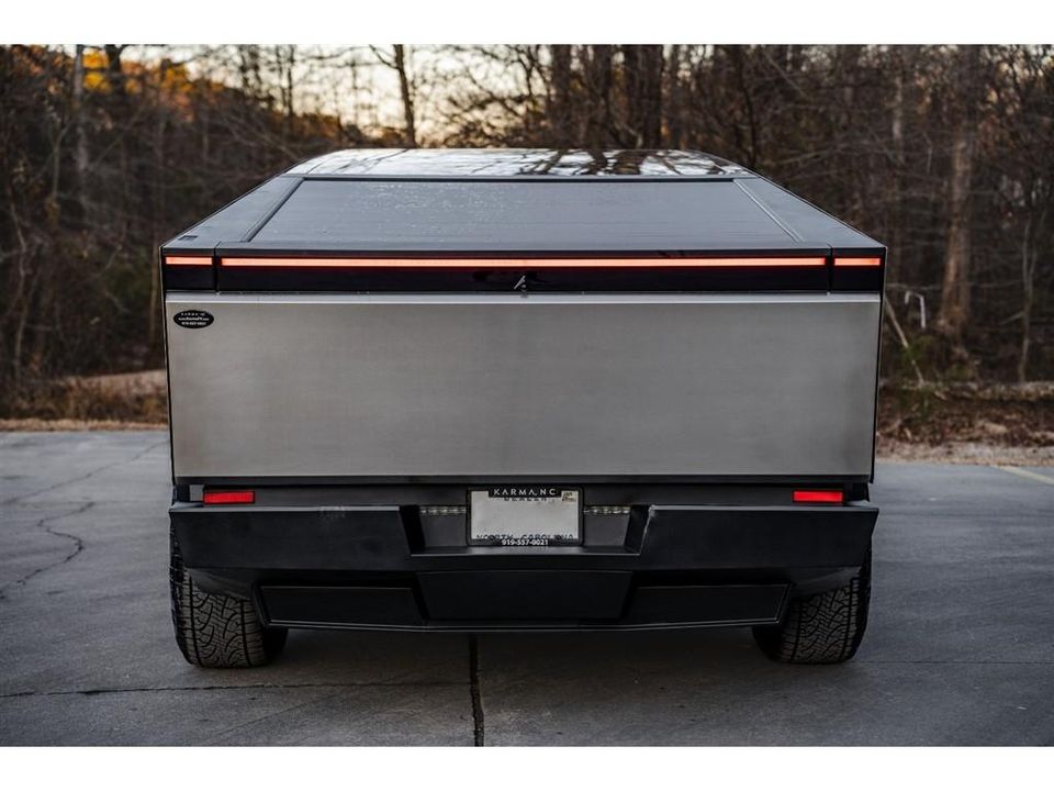 2024 Tesla Cybertruck