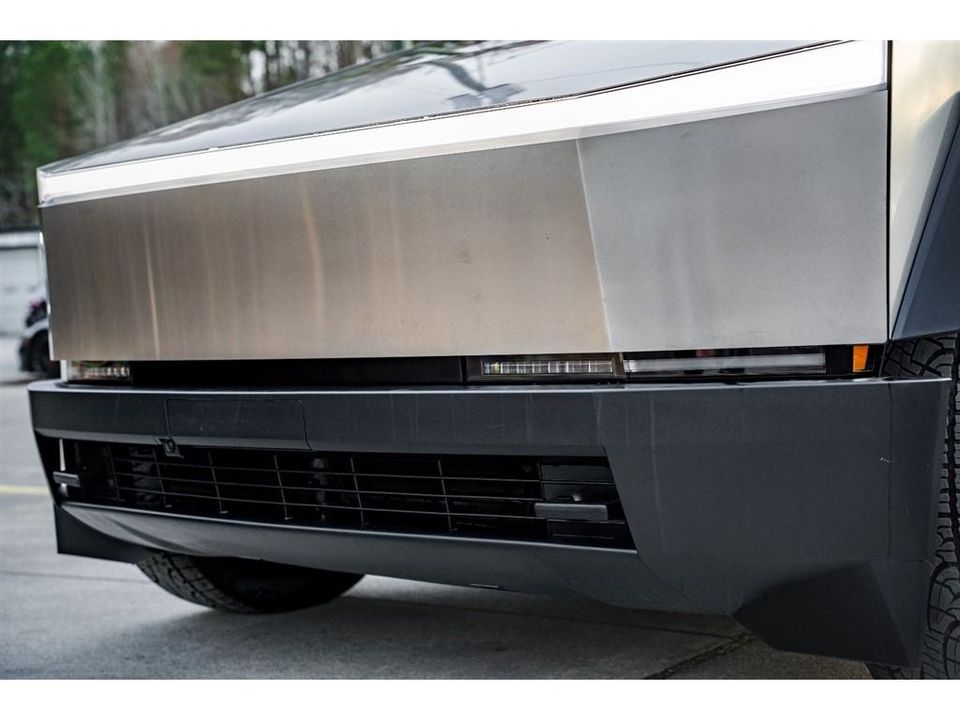 2024 Tesla Cybertruck