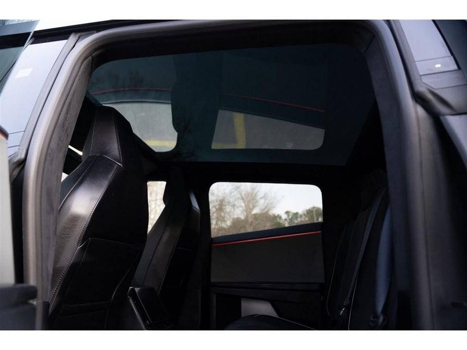 2024 Tesla Cybertruck