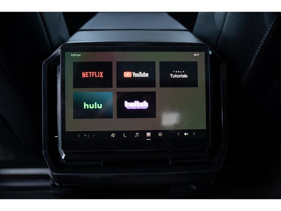 2024 Tesla Cybertruck