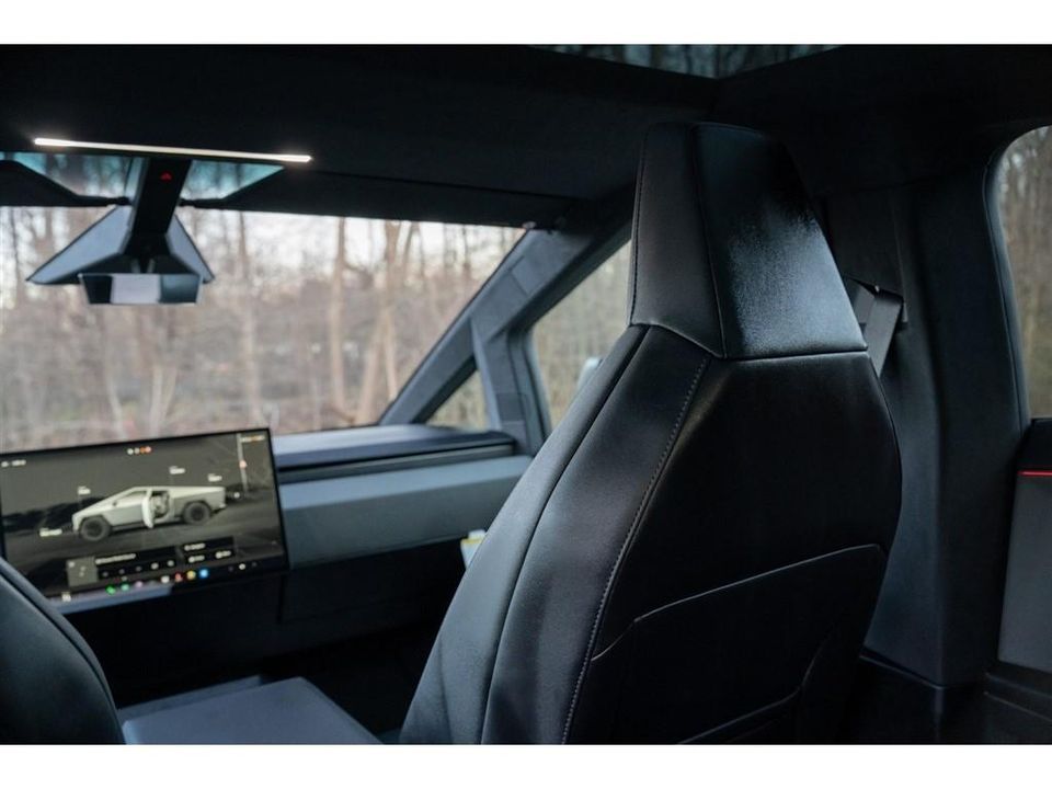 2024 Tesla Cybertruck