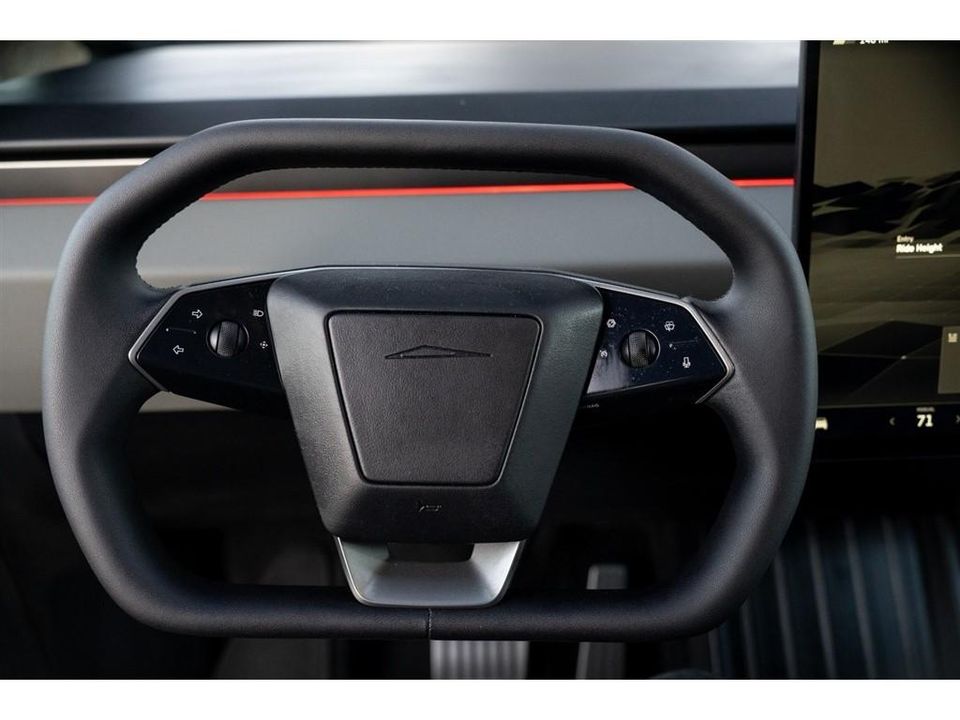 2024 Tesla Cybertruck