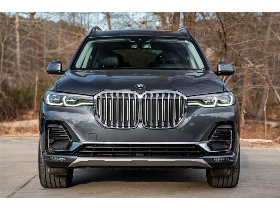 2021 BMW X7