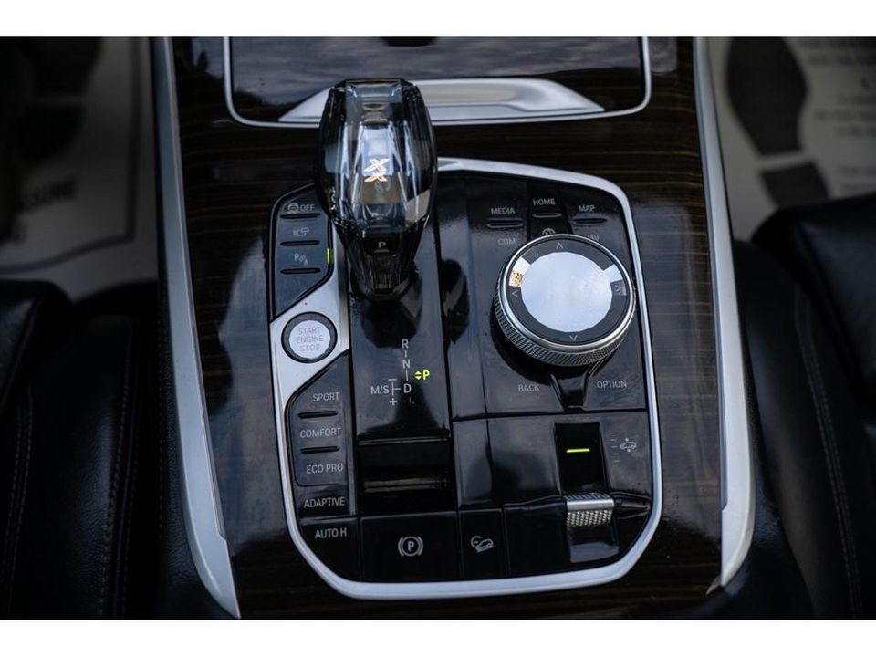 2021 BMW X7