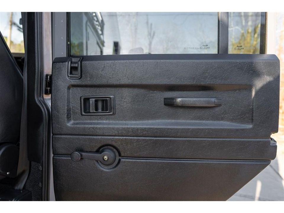 1988 Land Rover Defender 110