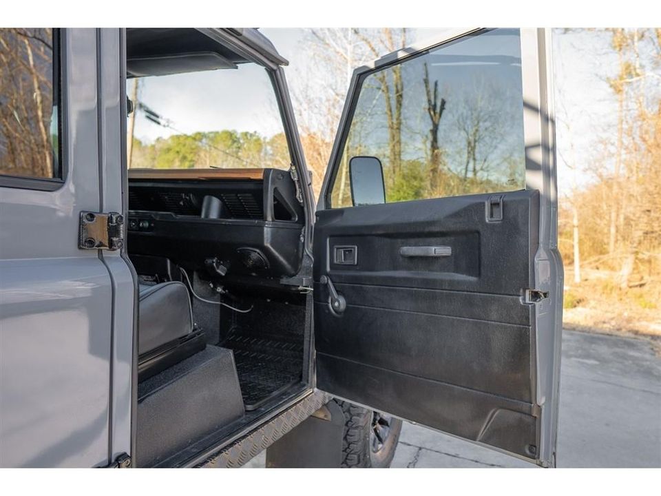 1988 Land Rover Defender 110