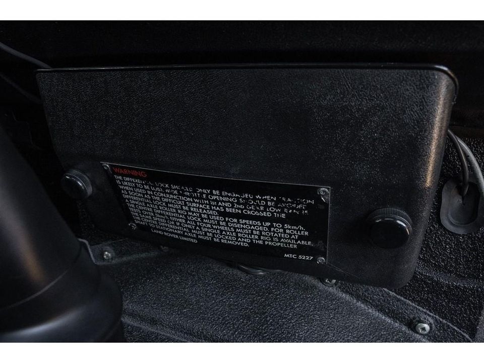 1988 Land Rover Defender 110