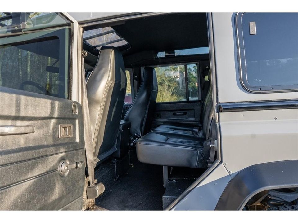 1988 Land Rover Defender 110