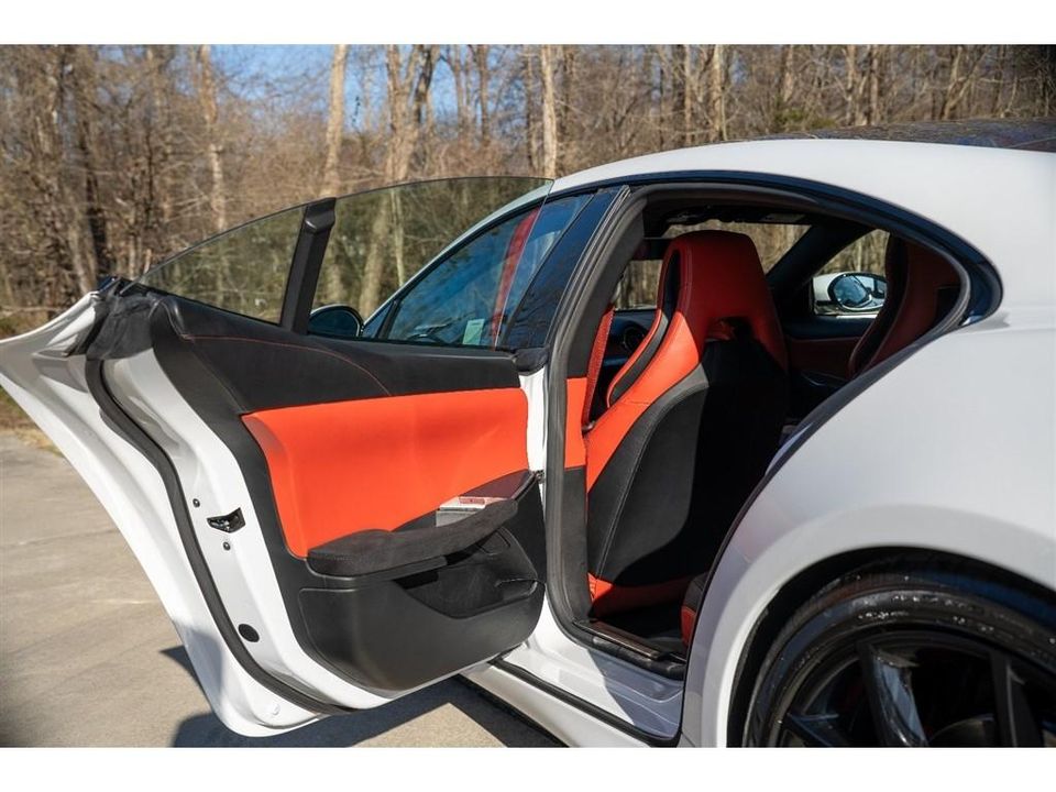 2025 Karma Revero