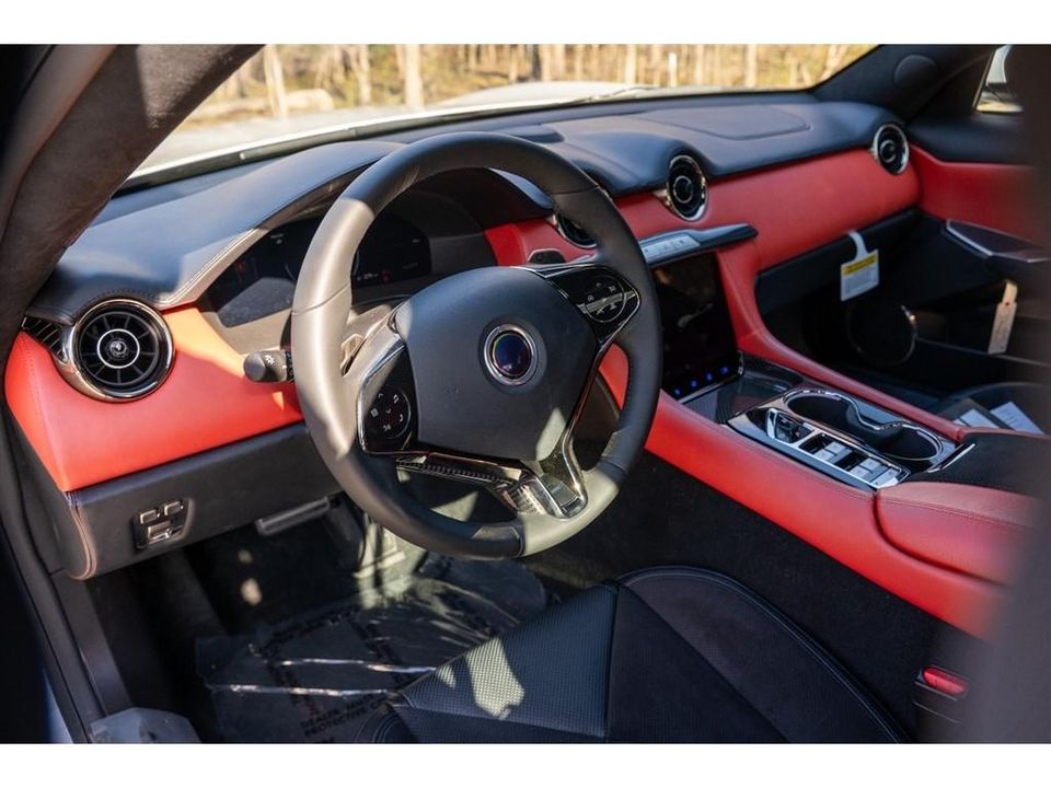 2025 Karma Revero