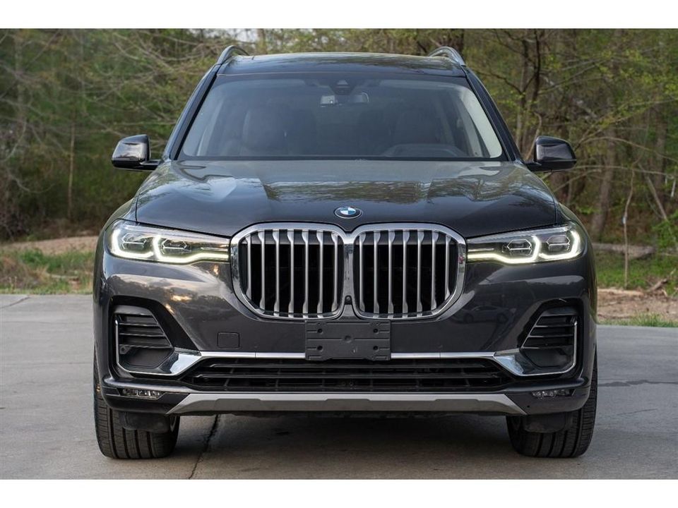 2022 BMW X7