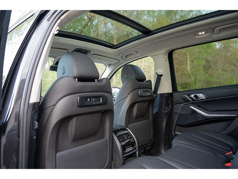 2022 BMW X7