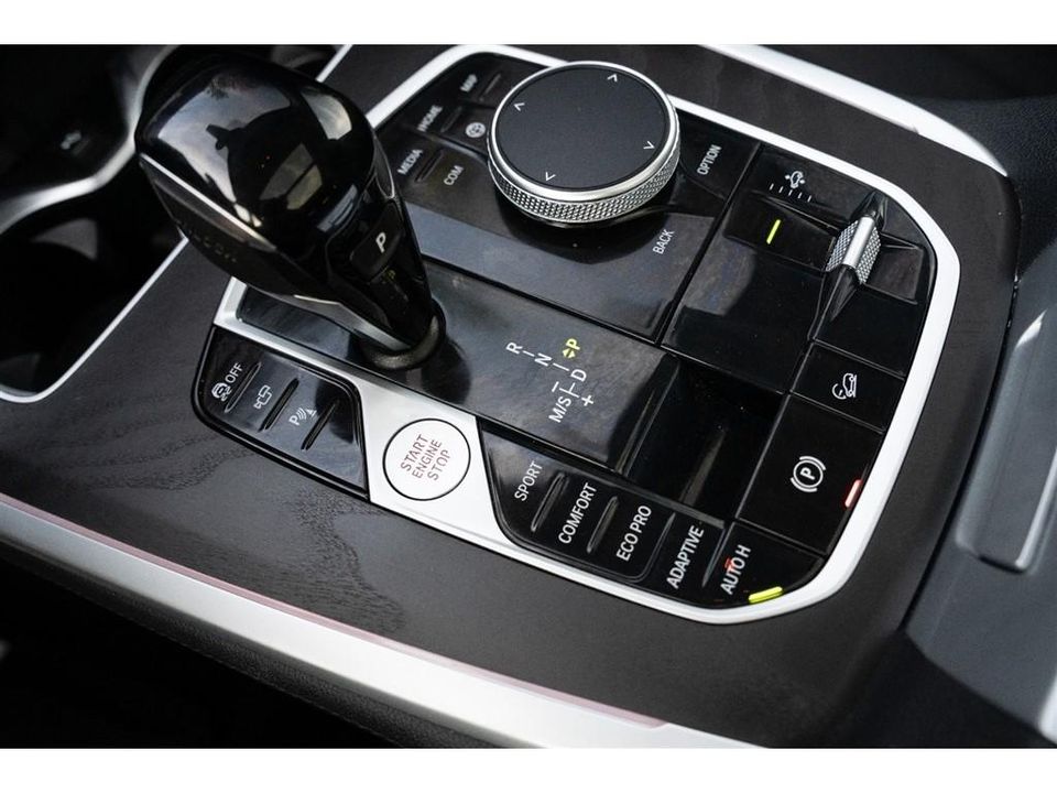2022 BMW X7