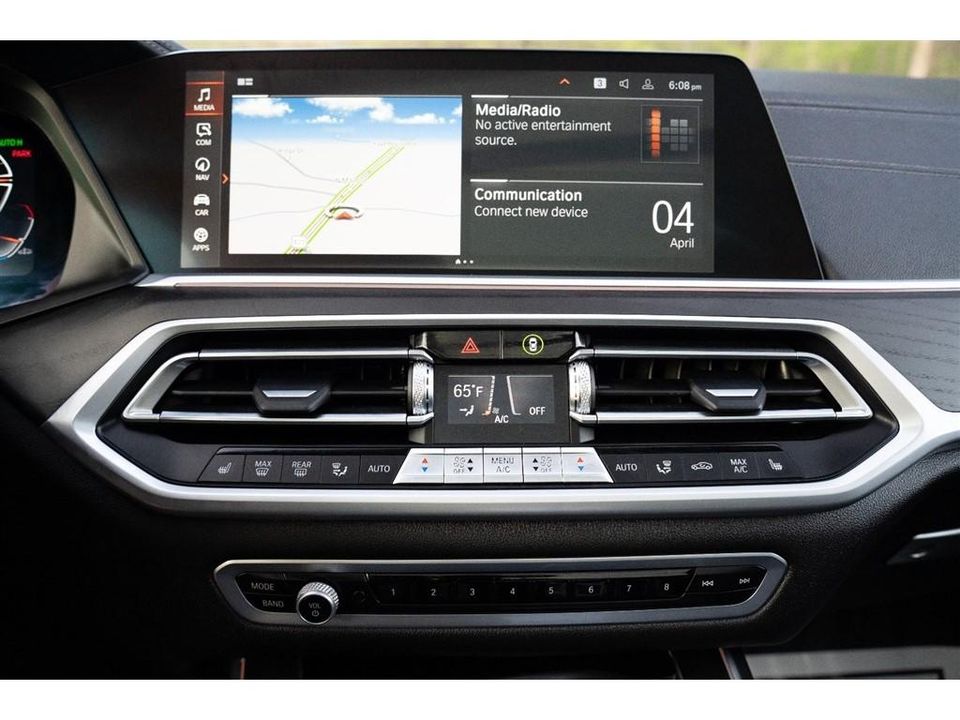 2022 BMW X7
