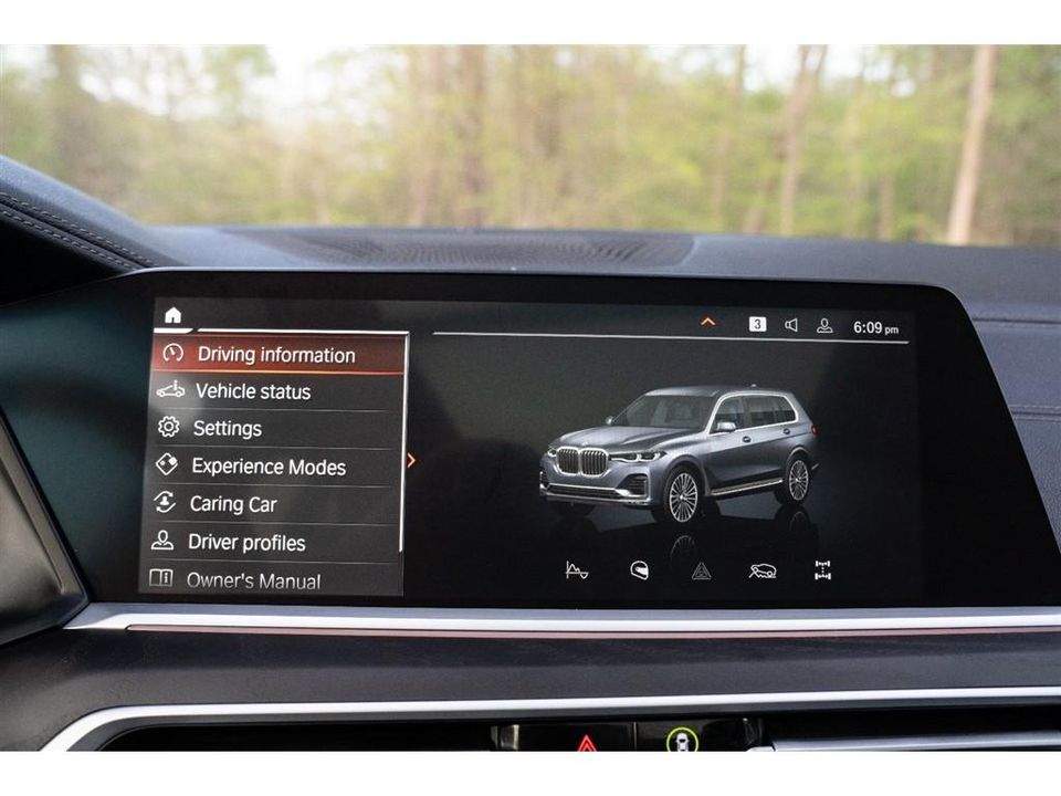 2022 BMW X7