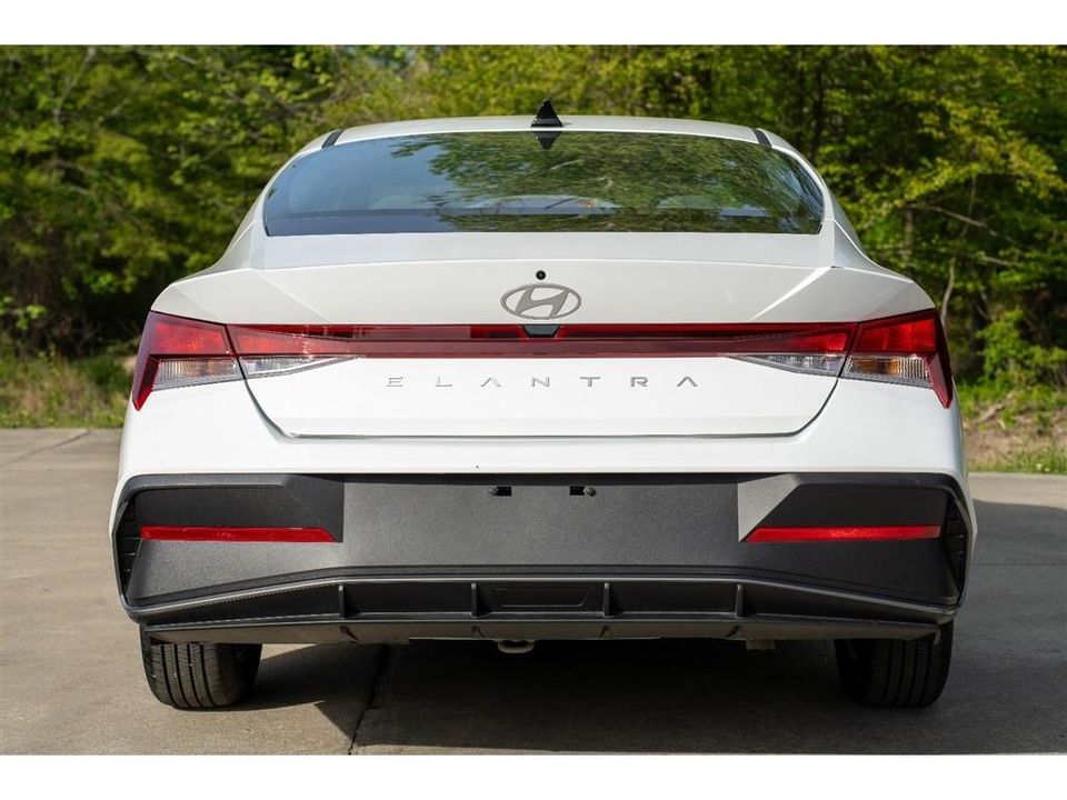 2025 Hyundai Elantra