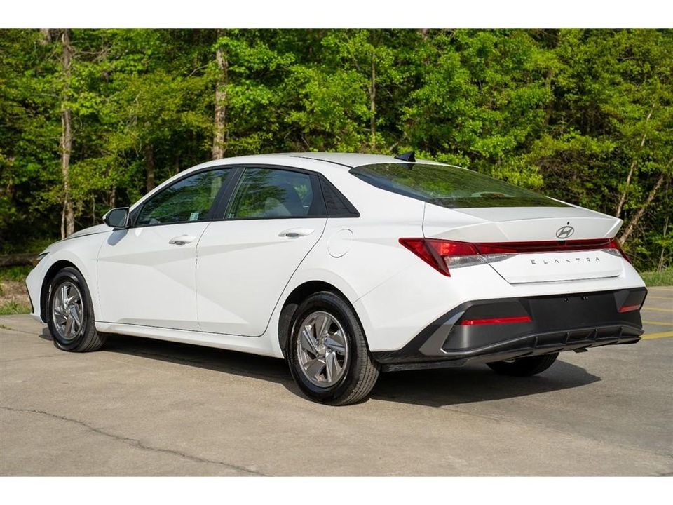 2025 Hyundai Elantra