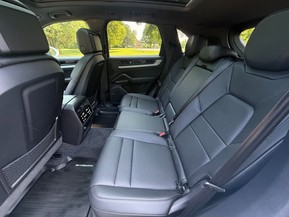 2024 Porsche Cayenne