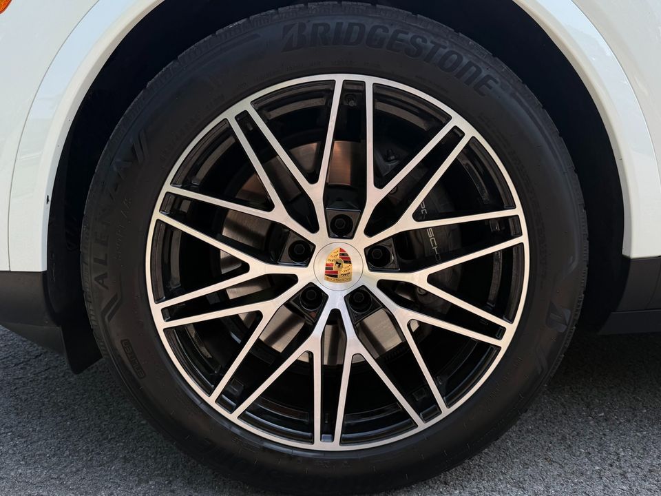 2024 Porsche Cayenne