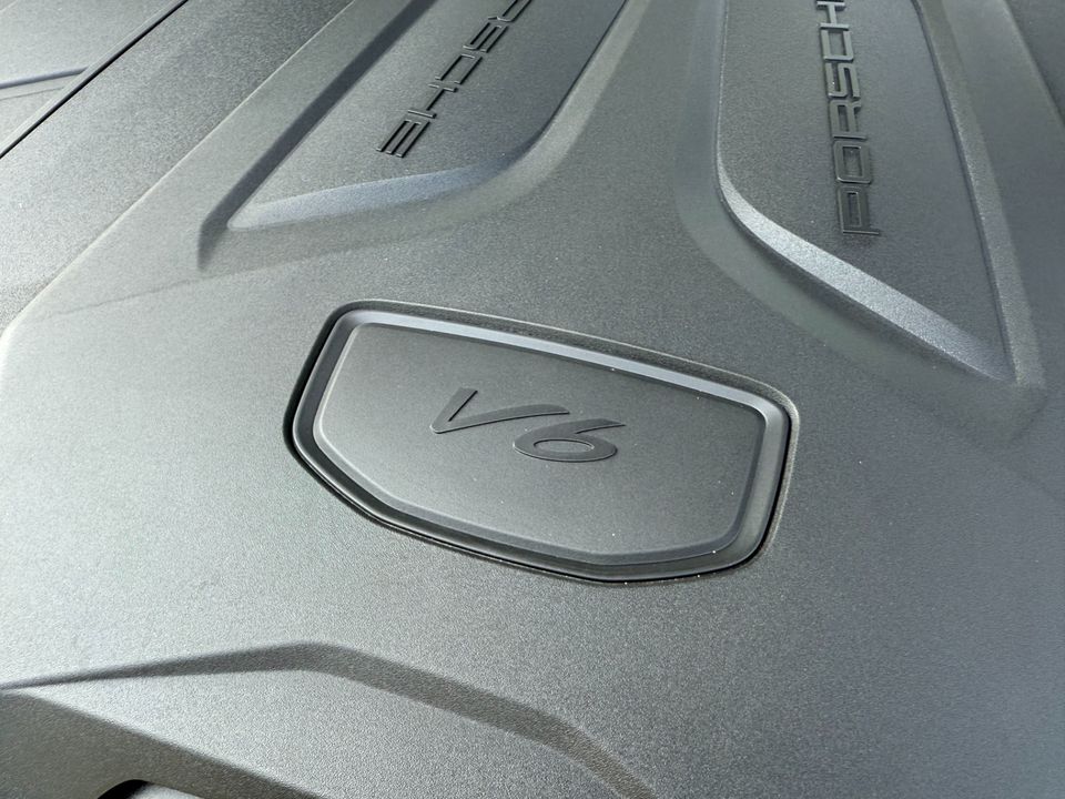 2024 Porsche Cayenne