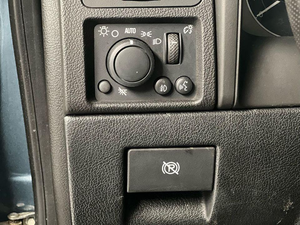 2006 HUMMER H3