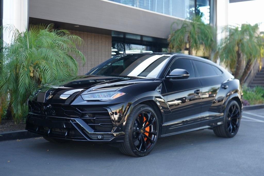 2022 Lamborghini Urus