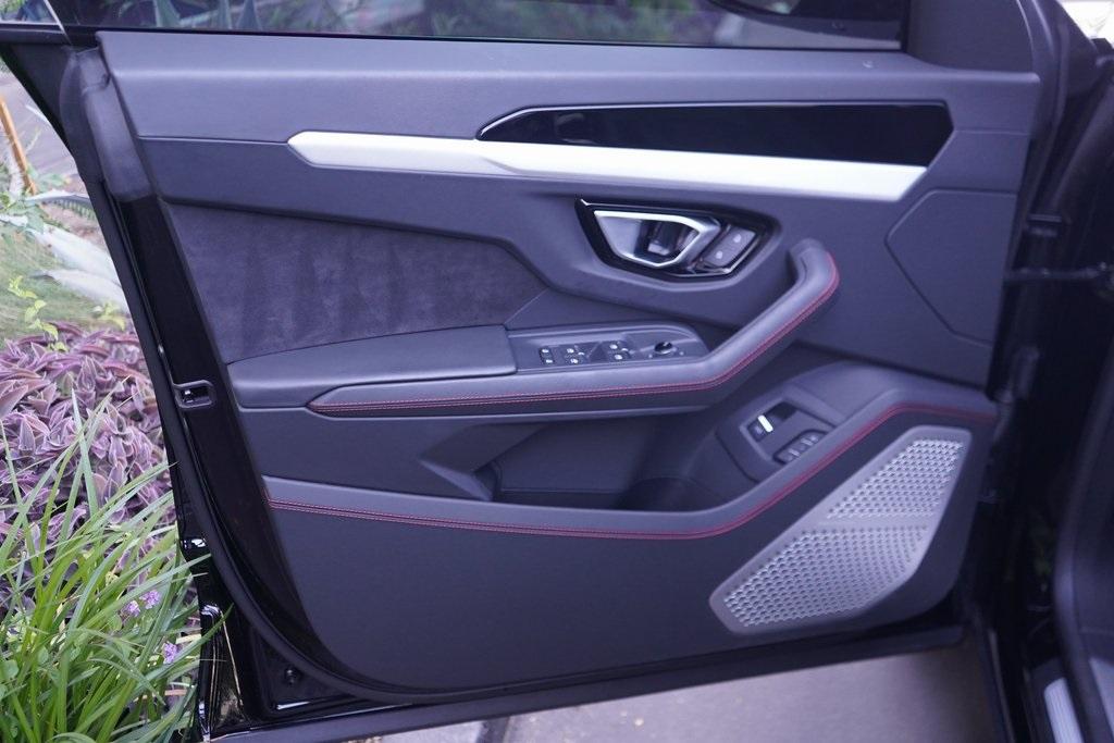 2022 Lamborghini Urus
