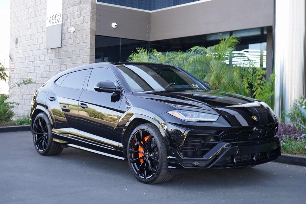 2022 Lamborghini Urus