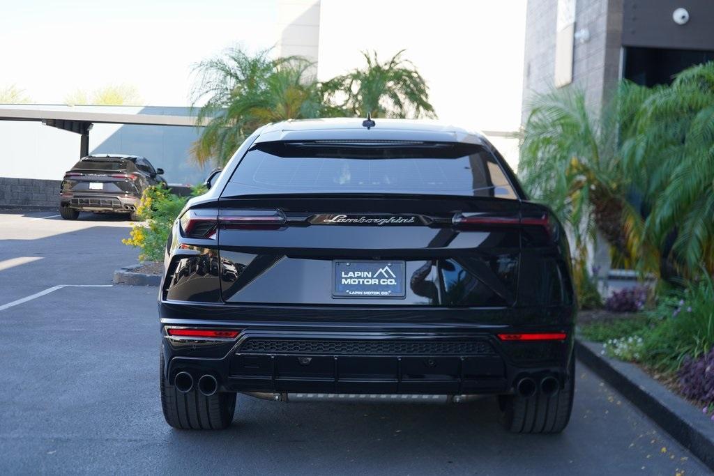 2022 Lamborghini Urus