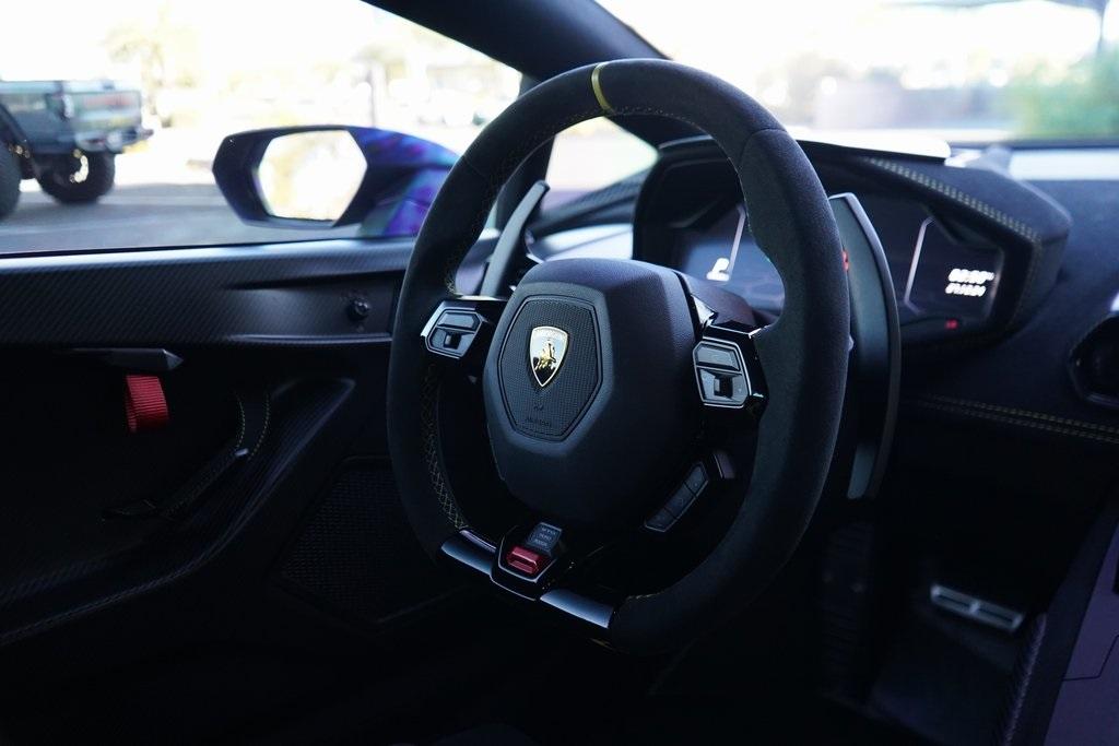 2021 Lamborghini Huracan STO