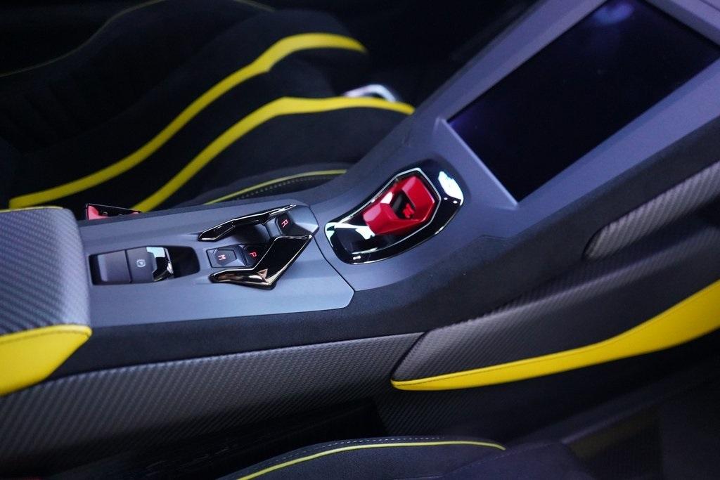 2021 Lamborghini Huracan STO