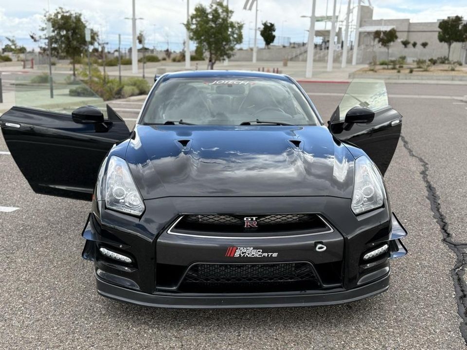 2014 Nissan GT-R