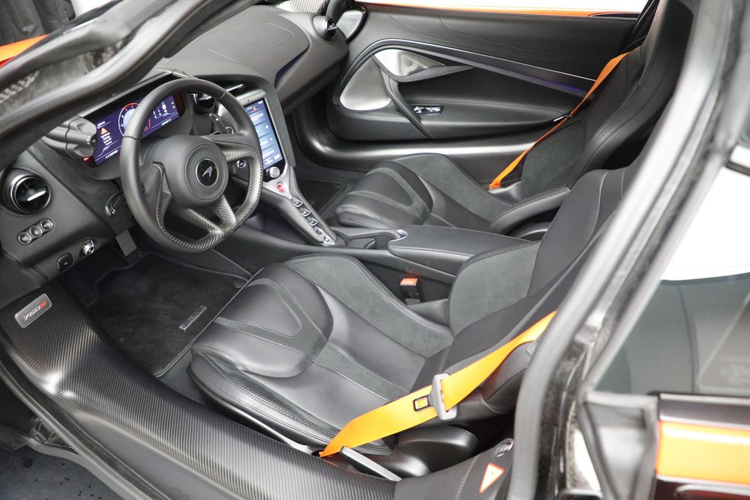 2024 McLaren 750S