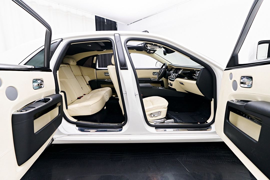 2012 Rolls-Royce Ghost