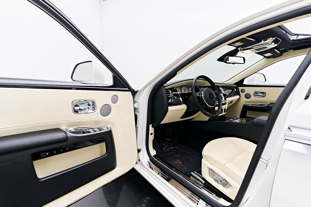 2012 Rolls-Royce Ghost