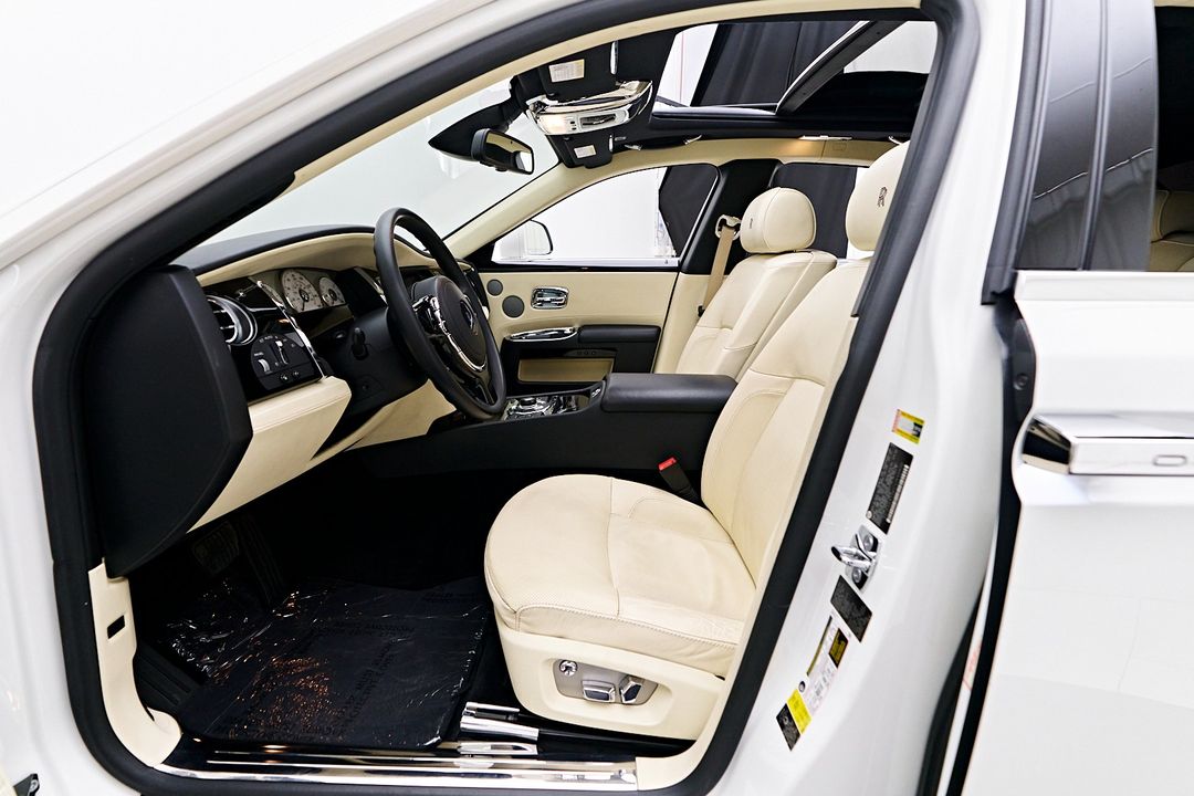2012 Rolls-Royce Ghost