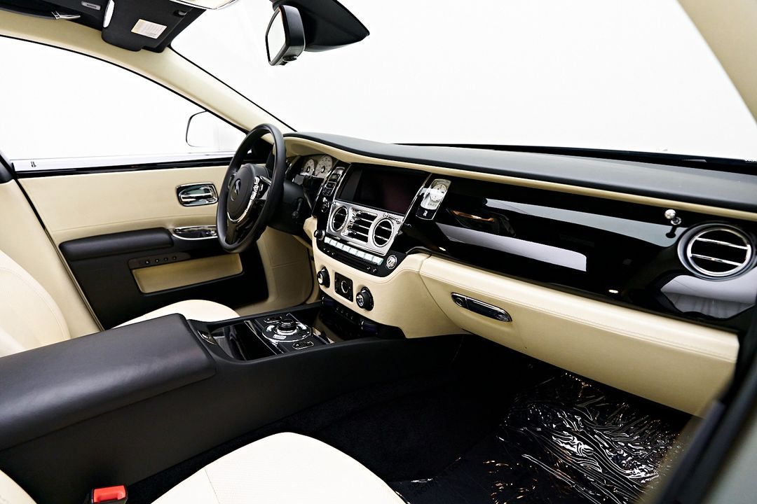 2012 Rolls-Royce Ghost