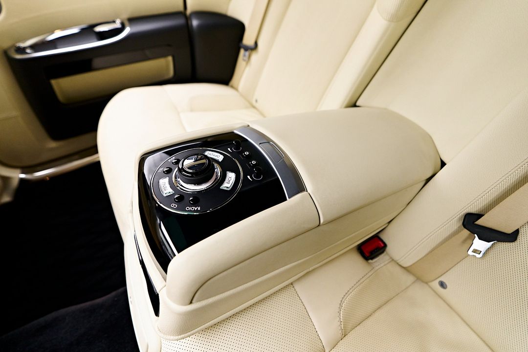 2012 Rolls-Royce Ghost