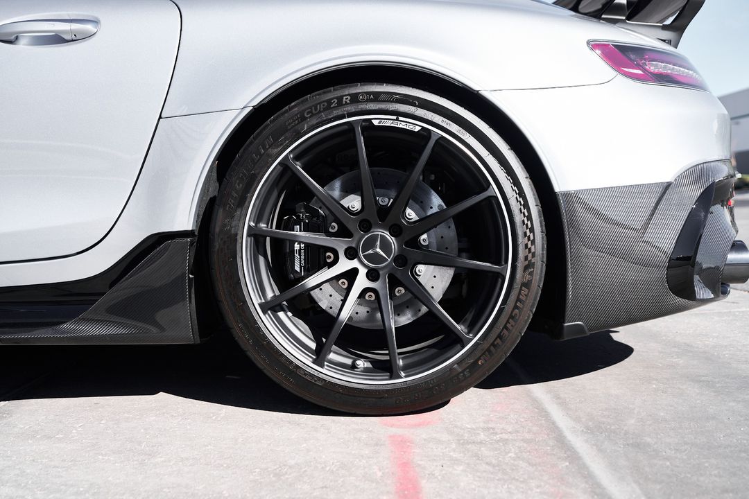 2021 Mercedes-Benz AMG   GT