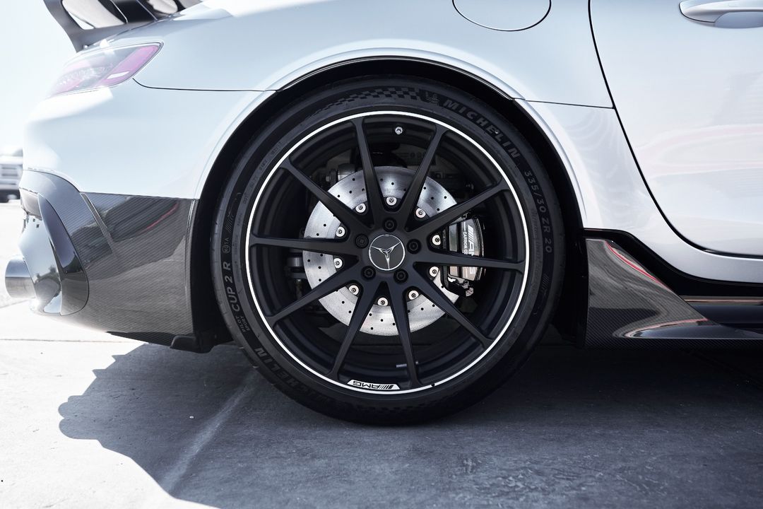 2021 Mercedes-Benz AMG   GT