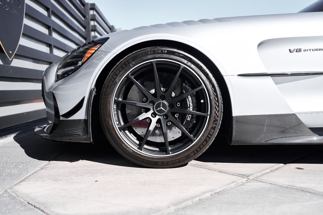 2021 Mercedes-Benz AMG   GT
