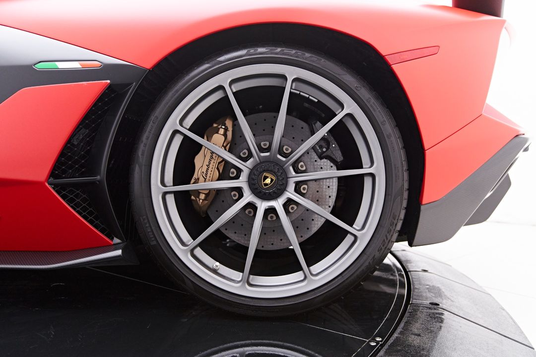 2019 Lamborghini Aventador SVJ