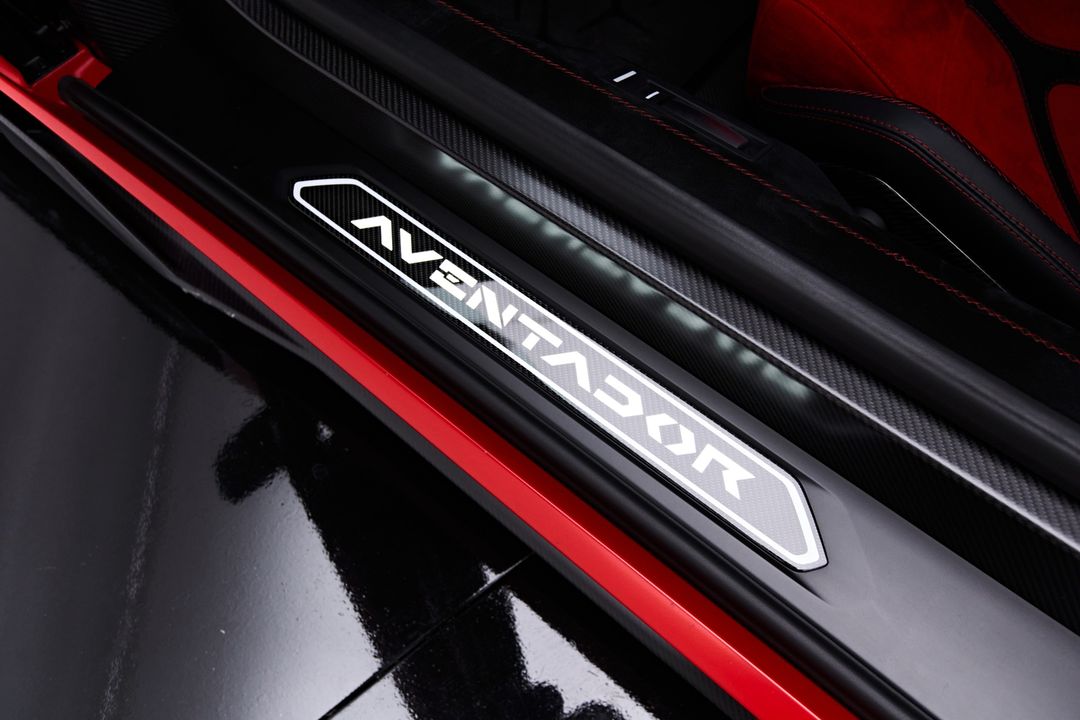 2019 Lamborghini Aventador SVJ