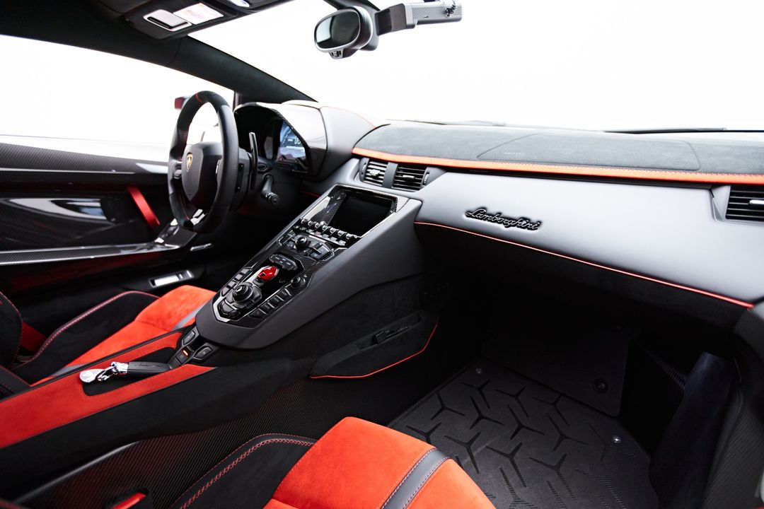 2019 Lamborghini Aventador SVJ
