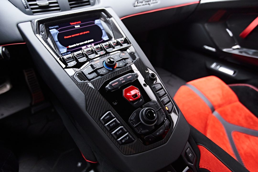 2019 Lamborghini Aventador SVJ
